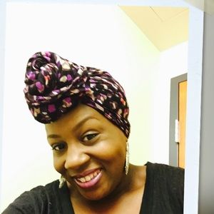 Meet your Posher, Seanta